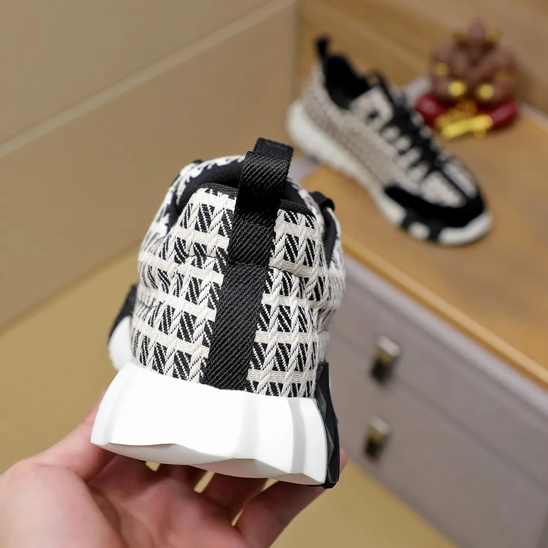 Men's shoes 💰400💰【HERMES】hot-selling men's shoes counter original items! The world's top brands...Luxury quality...//Fashion and high-end footwear 👍💪🏻...give you a low-key luxury comfort experience👍. The upper is made of pure Italian imported first-layer cowhide... 🐑 Leather lining..., comfortable and breathable, high-end and classy... luxurious and noble!! .. OEM factory shipment [Hug] stall.. Original plate. color, code number 38--44